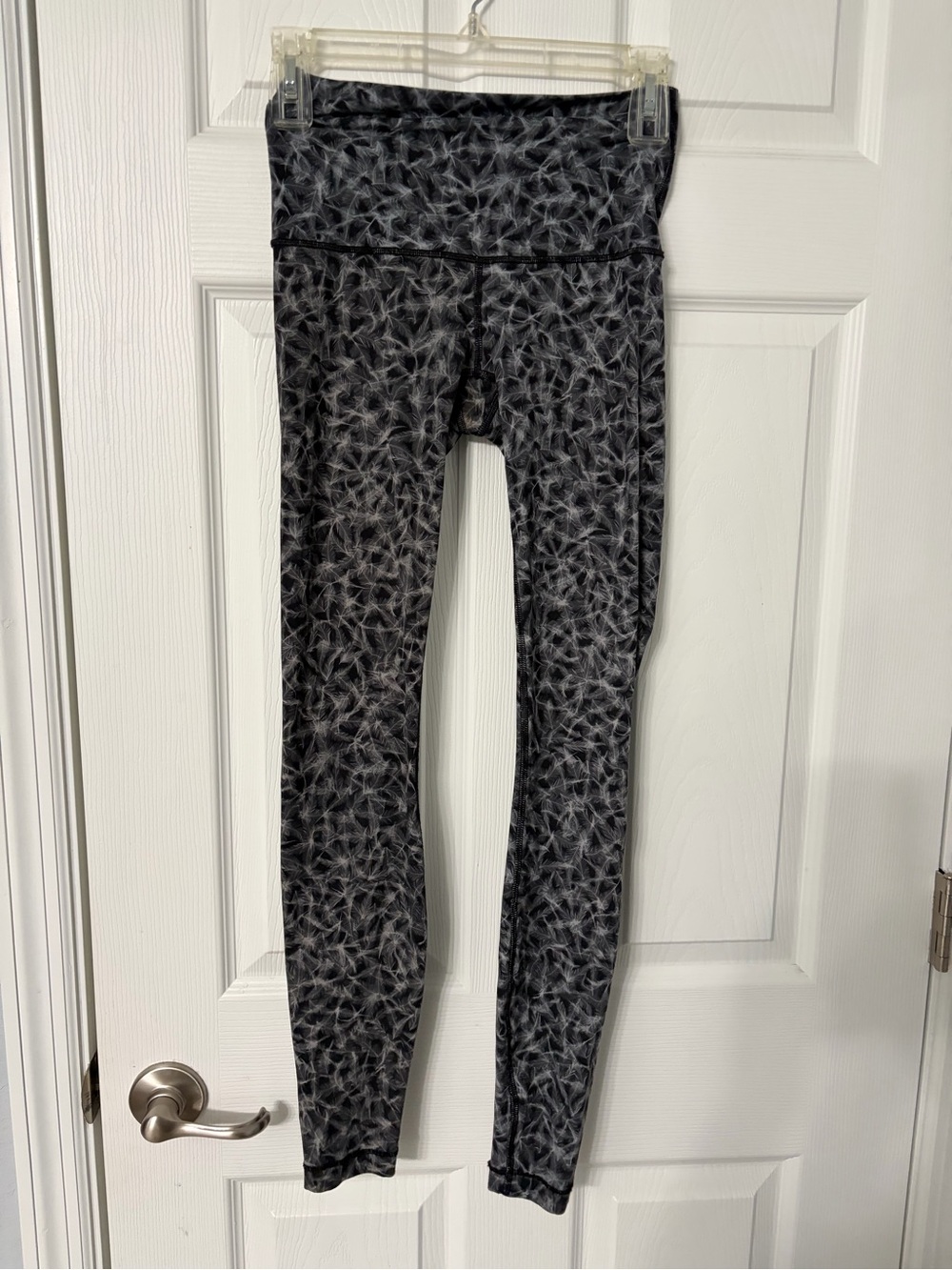 lululemon athletica Black & Gray Patterned Girls' Leggings